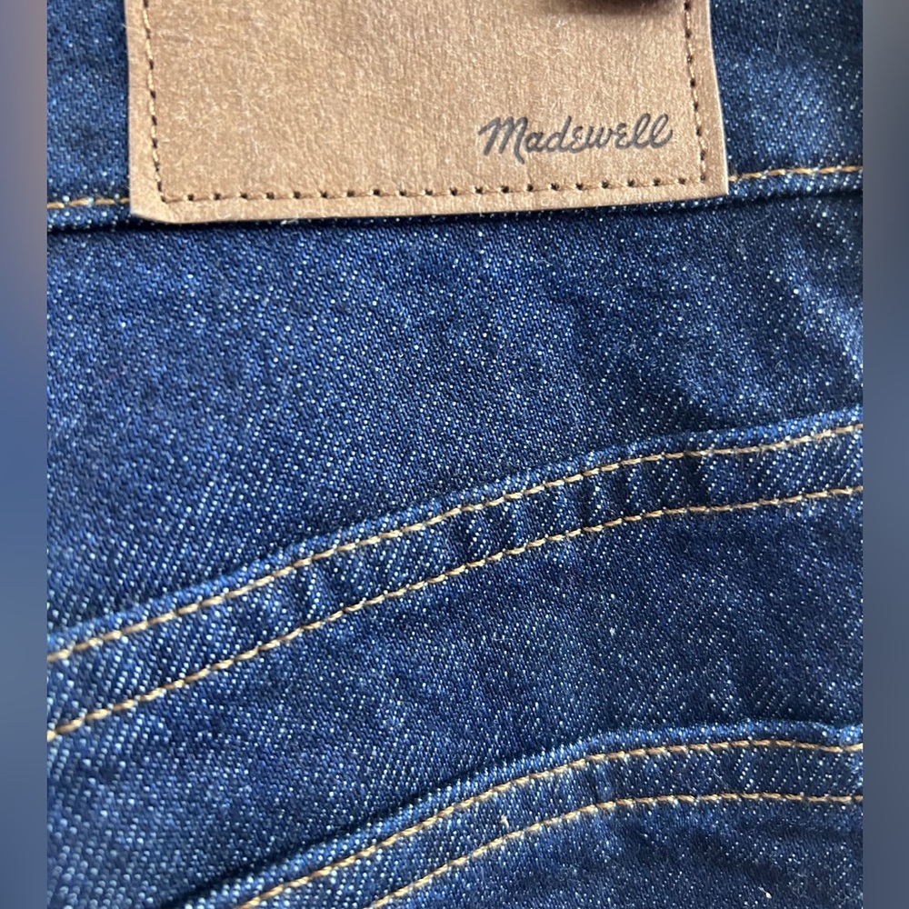 MADEWELL Women’s ‘90s Straight Fair Trade Certified Dark Wash Jeans Size 6/28 - Picture 6 of 9